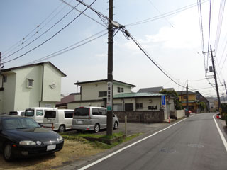 ２０１３年３月本社前